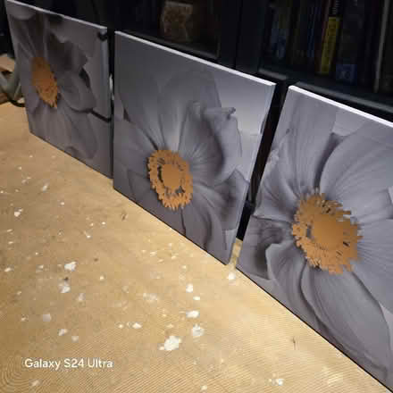 Photo of free Wall art (Greenwich Peninsula SE10) #2