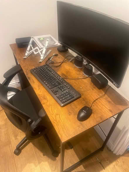 Photo of free Desk (W5) #1