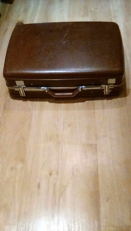 Photo of free Suitcase (Priorslee TF2) #2