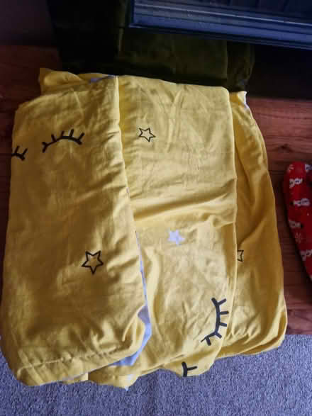 Photo of free Single duvet cover yellow (Edinburgh EH12) #1