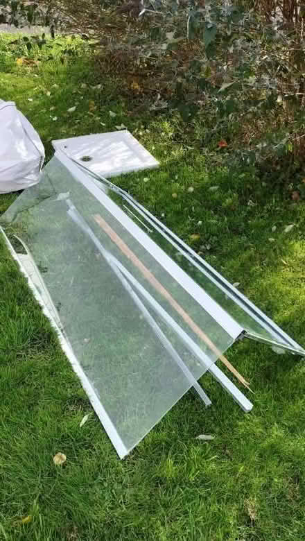 Photo of free Shower enclosure 700 x 700 (Edgiock B96) #2