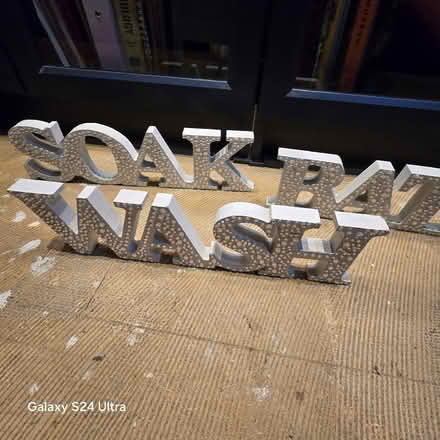 Photo of free Bathroom ornaments (Greenwich Peninsula SE10) #3