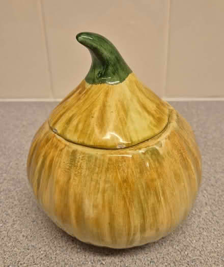 Photo of free Pickled Onion Ceramic Pot (Handforth SK9) #2