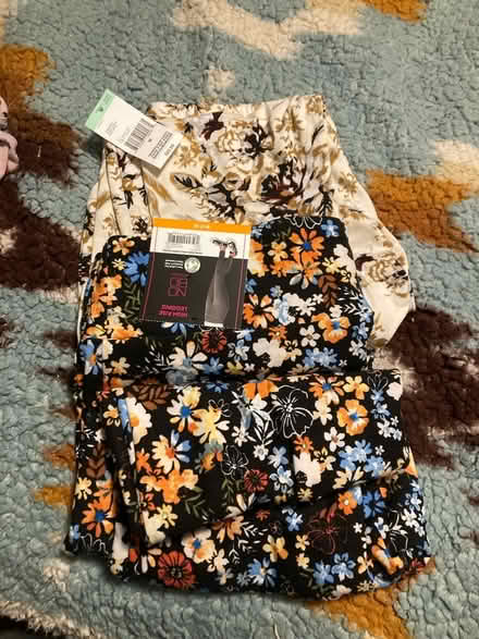 Photo of free Womens leggings (Montebello) #1