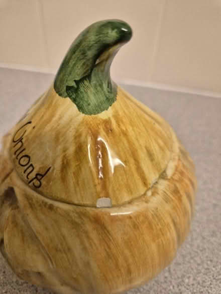 Photo of free Pickled Onion Ceramic Pot (Handforth SK9) #4