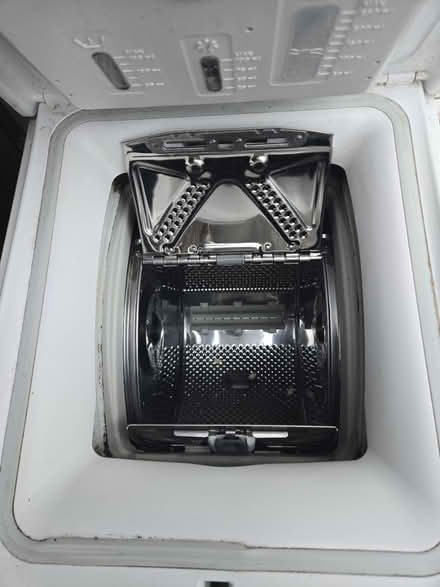 Photo of free Working up right washing machine (E4) #3