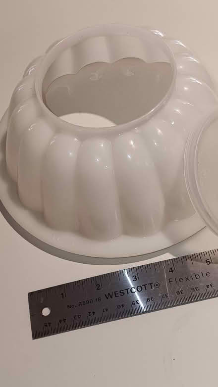 Photo of free Jello mold (19095) #1