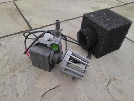 Photo of free Pond water pump (Welwyn AL6) #1