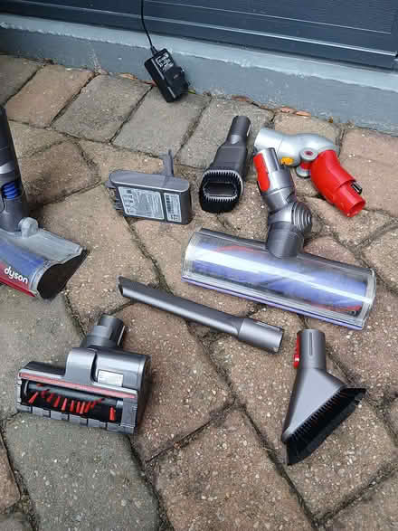 Photo of free Dyson cordless vacuum (Shifnal TF11) #3