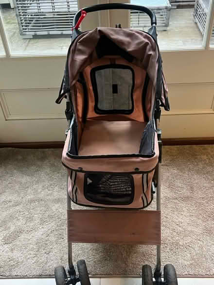 Photo of free Pet Buggy (Grove Park W4) #1