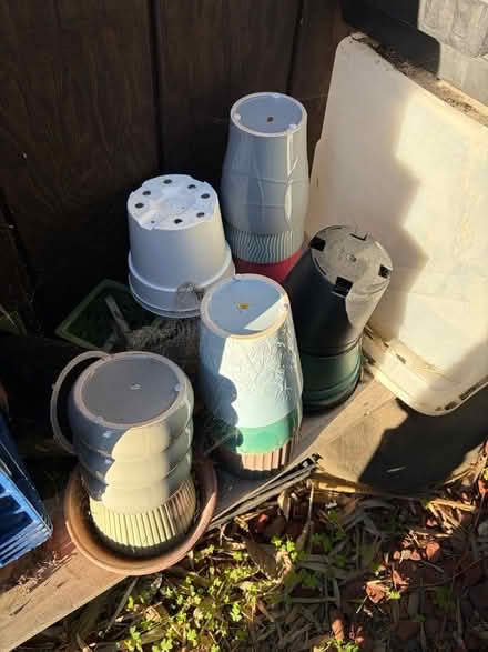 Photo of free Ceramic pots (Near El Cerrito High school) #2
