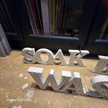 Photo of free Bathroom ornaments (Greenwich Peninsula SE10) #4