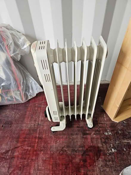 Photo of free Oil filled radiator (West Abergavenny) #1
