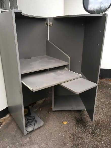Photo of free Computer desk cube (Putney Heath) #3