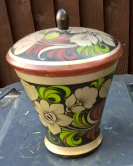 Photo of free Decorative Jar (Hoddesdon EN11) #1