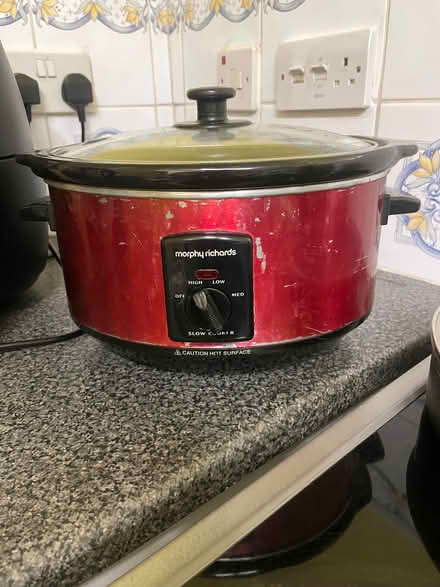 Photo of free 3.5 litre slow cooker (Southdown) #1