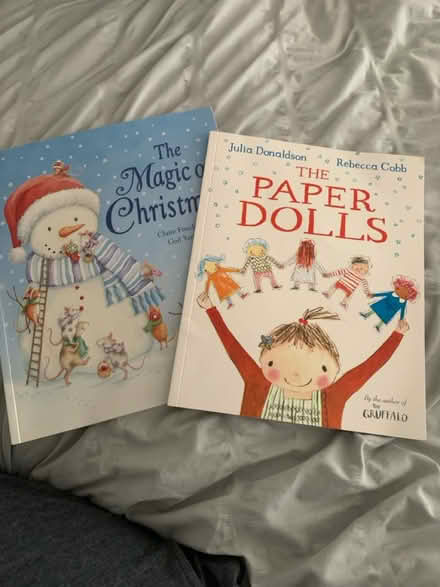 Photo of free Children’s books (M32) #1