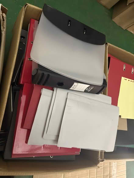 Photo of free A4 File Folders (SW14 7EX) #3