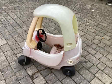 Photo of free Child’s ride in toy car. Little Tykes (Horspath OX33) #1