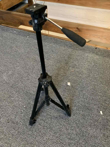 Photo of free Camera tripod (Letchworth SG6) #1