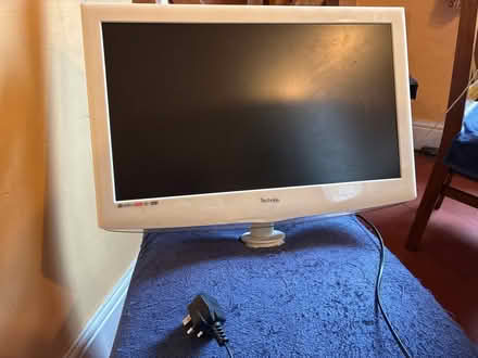 Photo of free Television (Olton B92) #3