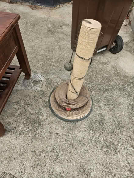 Photo of free Cat scratcher (Walthamstow E17) #1