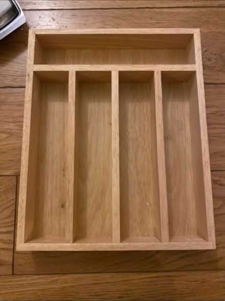 Photo of free Wood cutlery tray (Cheshunt En8) #1