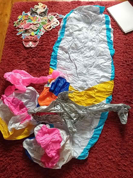 Photo of free Beach party decorations (Vale LA1) #4