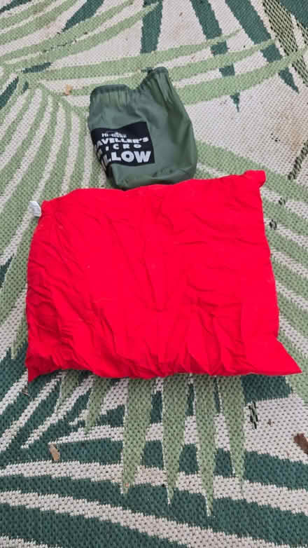 Photo of free Hi-Gear Travel Pillow (Hawkwell SS5) #1