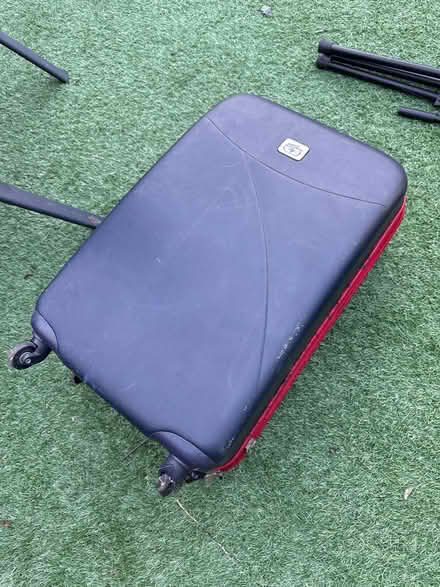 Photo of free Medium suitcase (TW12, Hampton) #1