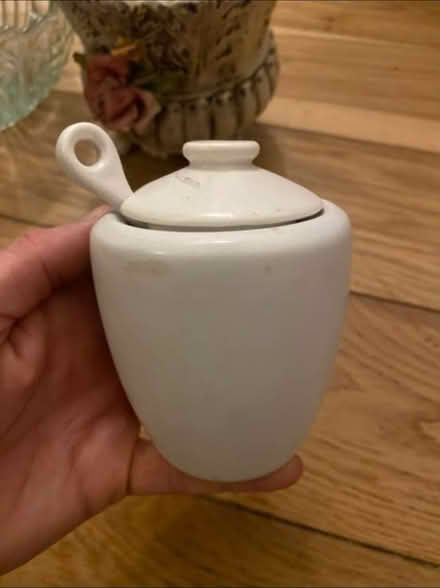 Photo of free Sauce Pot with lid & spoon (Cheshunt En8) #1