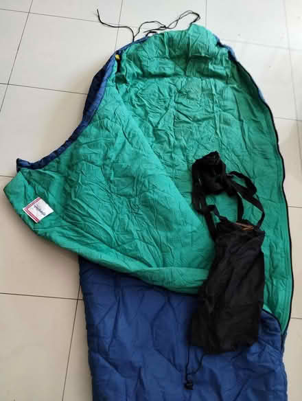 Photo of free Ajungalak adult sleeping bag (Karawara 6152) #2