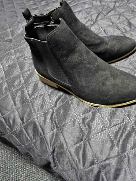 Photo of free Ladies boots size 6 (Knowsley) #2