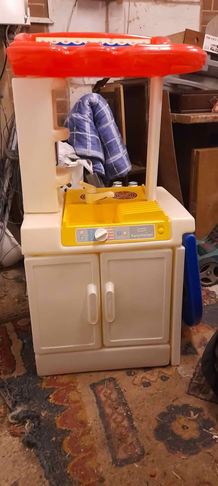 Photo of free Kids kitchen (Littleover DE23) #1