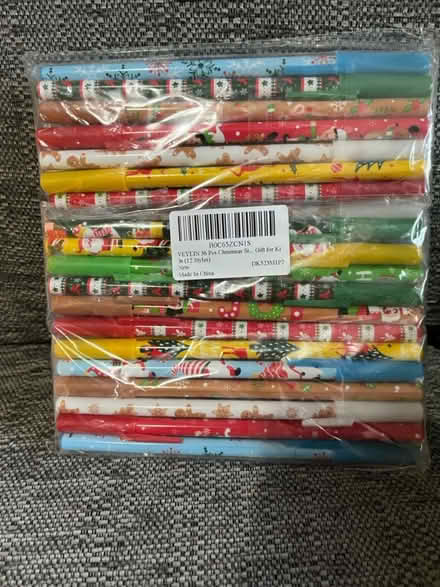 Photo of free Christmas Pens (Heysham, Morecambe, LA3) #2