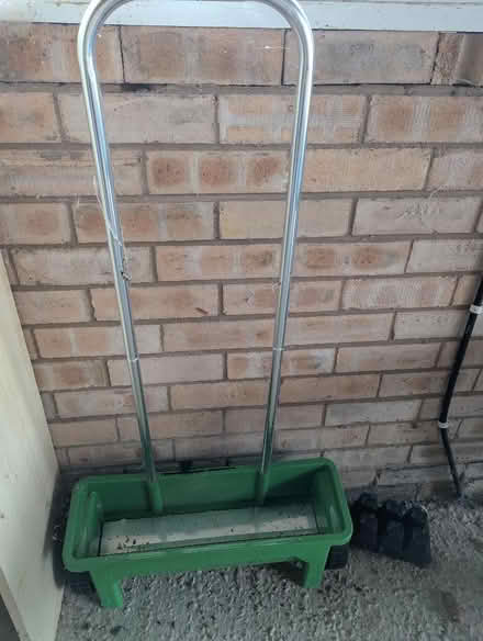 Photo of free Grass weed and feed spreader (Lower Penwortham PR1) #1