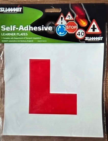 Photo of free L self-adhesive learner plates (Ub1 3pd) #1