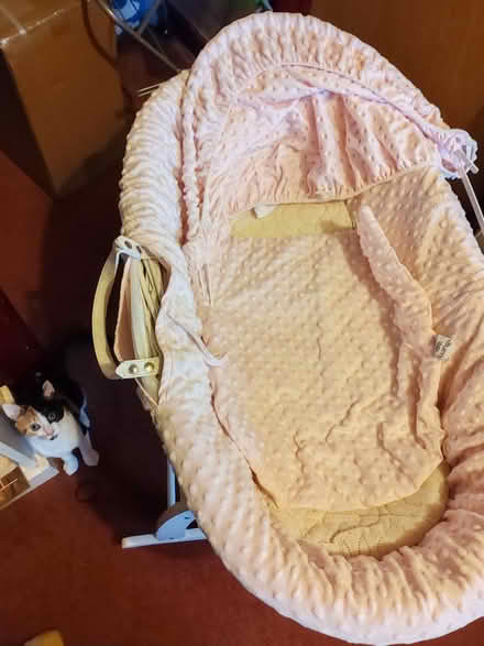 Photo of free Babys crib (HR4) #1