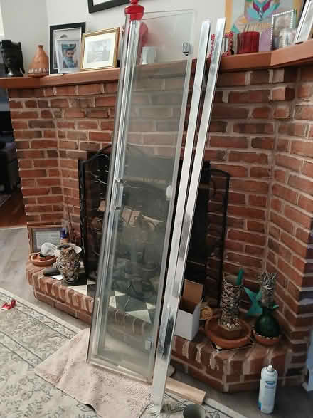 Photo of free Bi Fold Shower Door (Cherry Hill New Jersey) #2