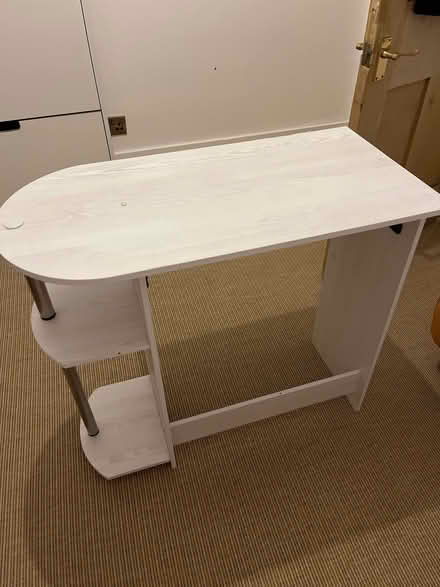 Photo of free Desk (Barons Court W6) #3