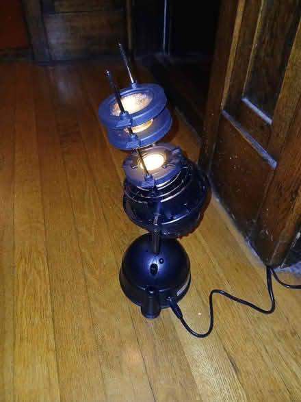 Photo of free Image projector with slides (West Bridgford NG2) #1