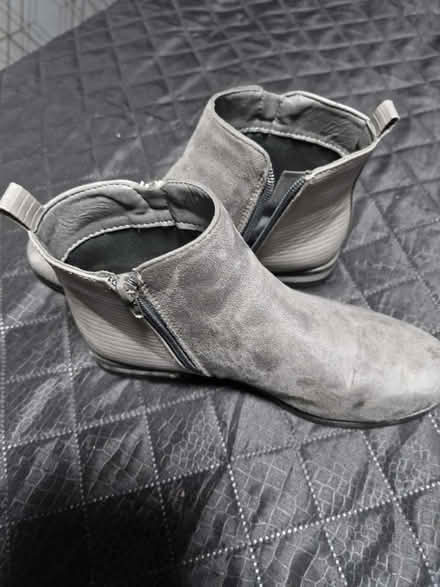 Photo of free Ladies boots size 6 (Knowsley) #4