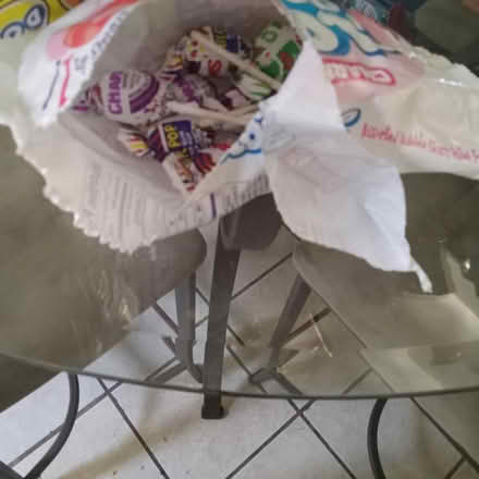 Photo of free Small bag of blow pops (Juan Tabo and Central) #1