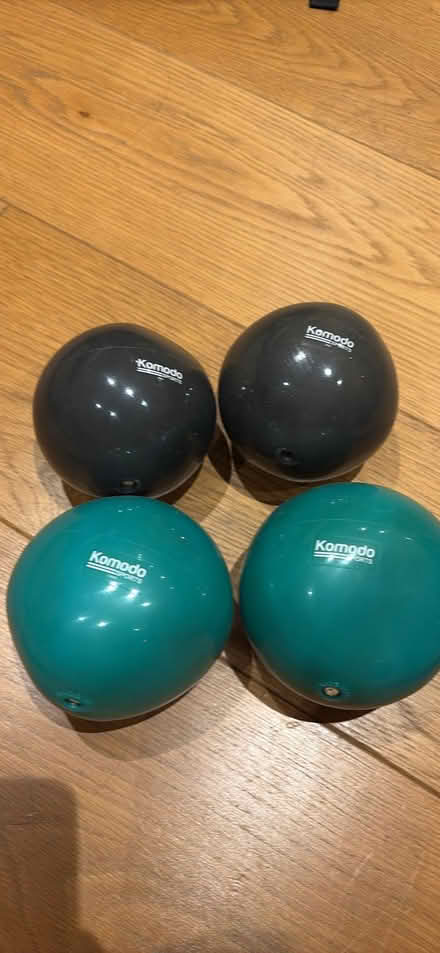 Photo of free 4 weighted Pilates balls (Fulham SW6) #1