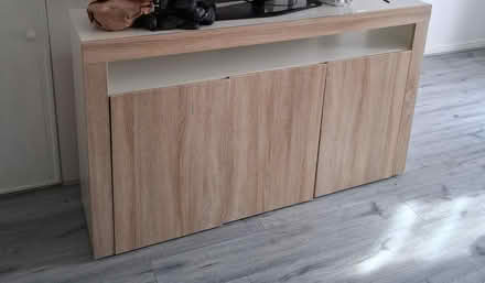 Photo of free Corner Sofa and TV table (Chafford Hundred RM16) #1