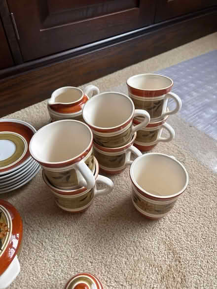 Photo of free babbacombe vintage pottery (LS17 moortown) #3