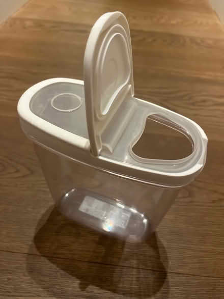 Photo of free Cereal or pet food Tupperware container (Herne Hill SE24) #3