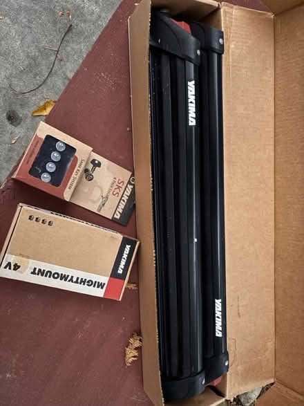 Photo of free Yakima ski/snowboard rack (Quaker valley area) #1