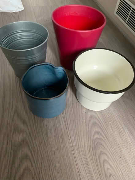 Photo of free Pots (Bracknell RG12) #2