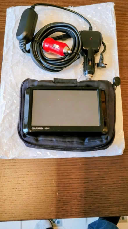 Photo of free Garmin NUVI 285W NAV (Brooklyn, Kings Plaza Vicinity) #1